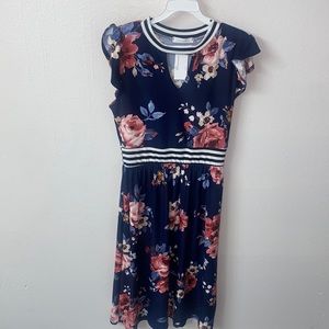 Floral rose dress, Small in size, Summer material